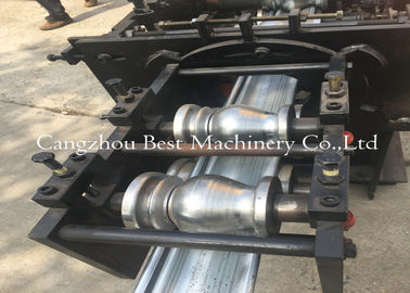 Rollo de acero galvanizado de la puerta del listón del obturador del rodillo del garaje del metal que forma la máquina
