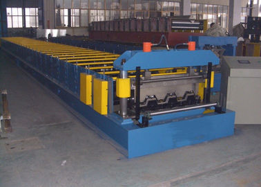 Rollo de la cubierta de piso que forma el dispositivo hidráulico conducido del corte del sistema de la caja de la cadena o de engranajes de la máquina