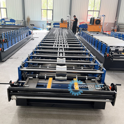 PLC Control Automático de corte Ppgi Acero de techo de alta costilla de la hoja de rodillo en frío máquina de moldeado para Zimbabwe
