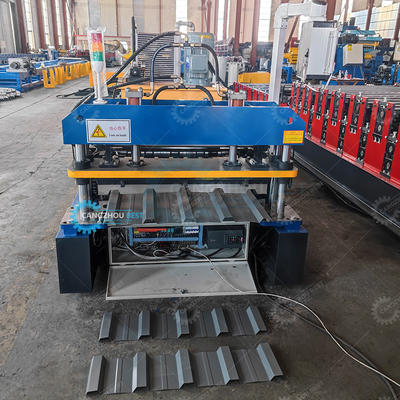 Máquina de moldeado automático de láminas de tejado de la costilla de alta velocidad