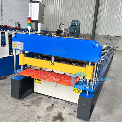 Máquina de moldeado de láminas de techo de acero de ancho efectivo de 900 mm para construcción