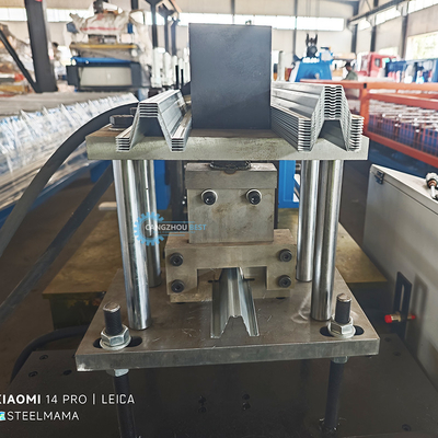Máquina de moldeado de rollo de canal de corte de alta velocidad sin parar