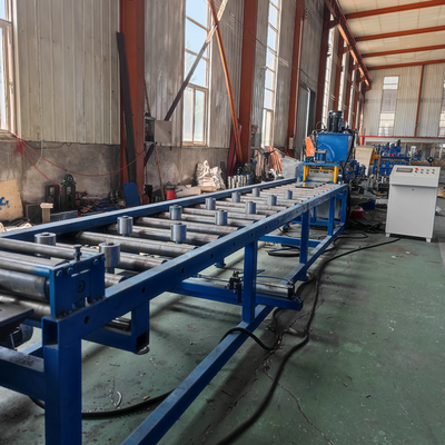 Automático de control PLC marco de puerta de autobloqueo haciendo máquina de moldeado de rodillo en frío