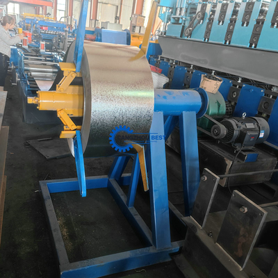 Sistema de control PLC Construcción de acero Galvanizado Cuadro de puerta de autobloqueo Máquina de moldeado de rodillos