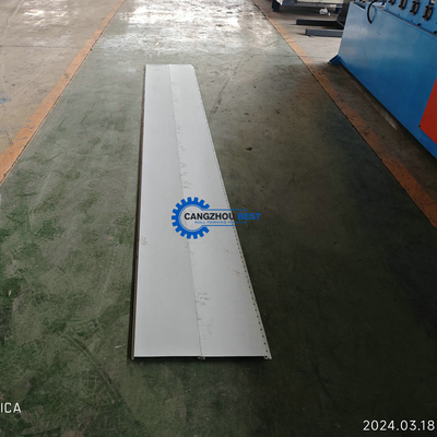 Máquina de moldeado de rodillos de acero galvanizado de perfiles de pared lateral