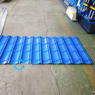 Control de PLC de acero de color Presión e corte hidráulico Zee Roof Tile Roll Forming Machine