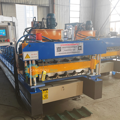 Máquina de moldeado de rollo de doble capa de cubierta de alta costilla automática