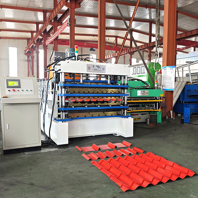 Canadá Popular Triple Layer Tile IBR Roofing Sheet Roll Forming Machine (Machina de moldeado de láminas para techos con tres capas)