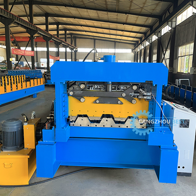 Máquina de moldeado de rodillos de cubierta de piso 1250mm Control PLC 22kw