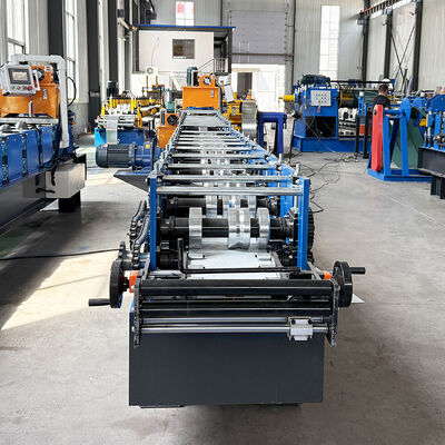 Máquina formadora de rodillos para canalones de acero para perfiles de drenaje de agua de materiales de construcción