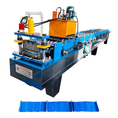Máquina perfiladora de paneles de techo autoblocantes