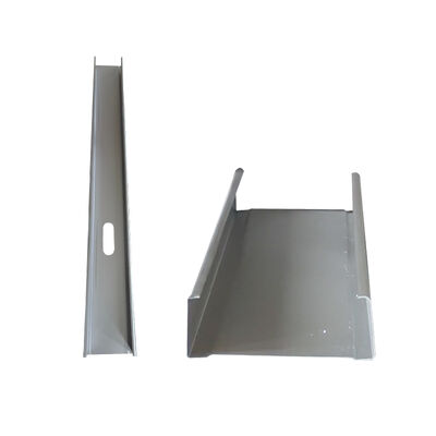 Rollo de perforación hidráulico del perfil del perno prisionero de Soeed del control del PLC que forma la máquina