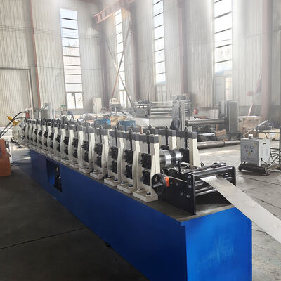 Rollo de perforación hidráulico del perfil del perno prisionero de Soeed del control del PLC que forma la máquina