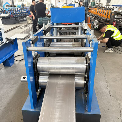 Fabricación de corte automático de acero negro, cambio manual de máquina formadora de rollos de correa de tamaño C